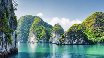 Vietnam HANOI – HA LONG BAY